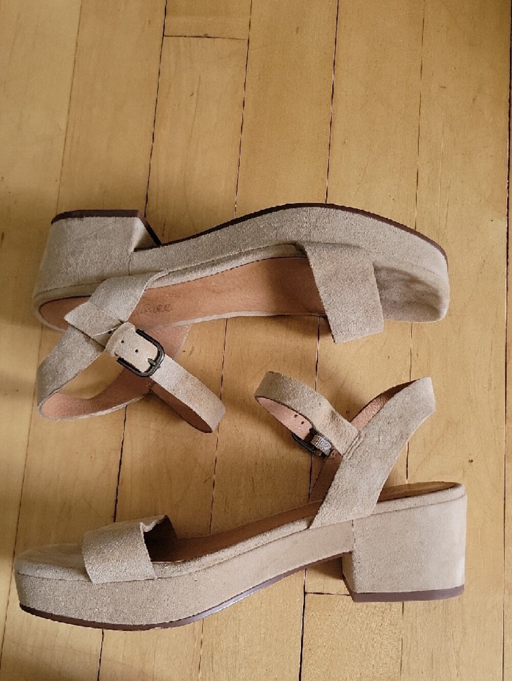 Madewell Taupe Block Heel Ankle-Strap Sandals - 6.5 - Picture 4 of 7